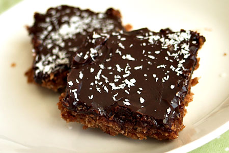 Easy chocolate slices